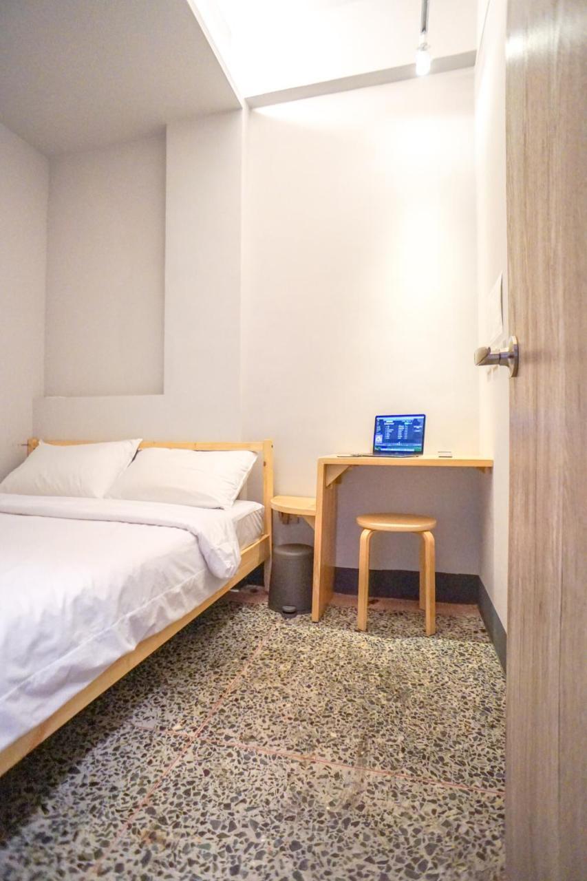הואליין סיטי World Inn 窩二樓小客棧民宿 מראה חיצוני תמונה